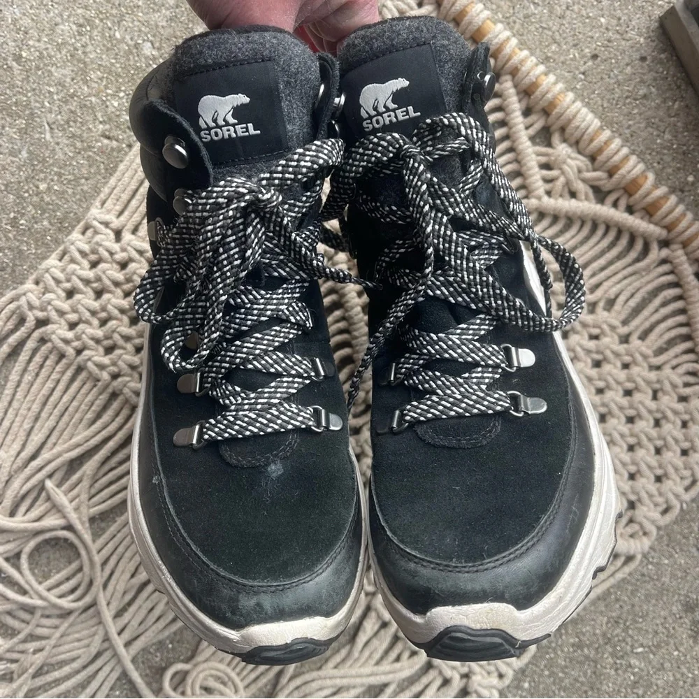Sorel Winter Boots Women’s Size 9